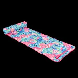Lilly Pulitzer Beach Mat Roll